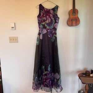 Floral Purple Sleeveless Maxi Dress